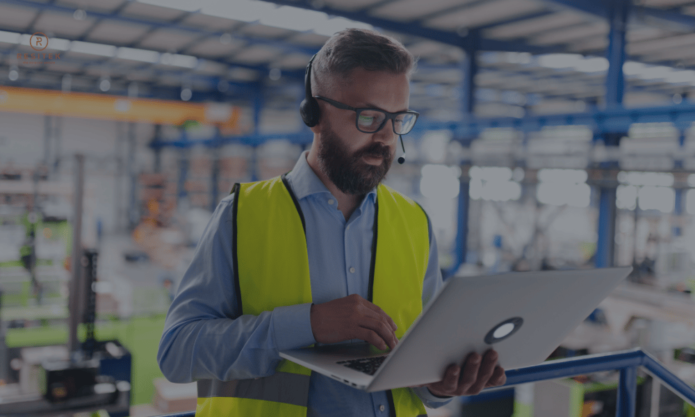 manufacturing-it-professional-operations-canada.png (1)